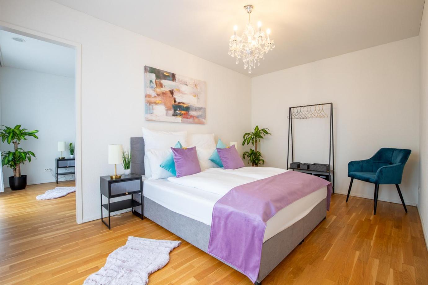 Special Einstein II Apartment Basel, Messe Kleinbasel 10-Star Luaran gambar