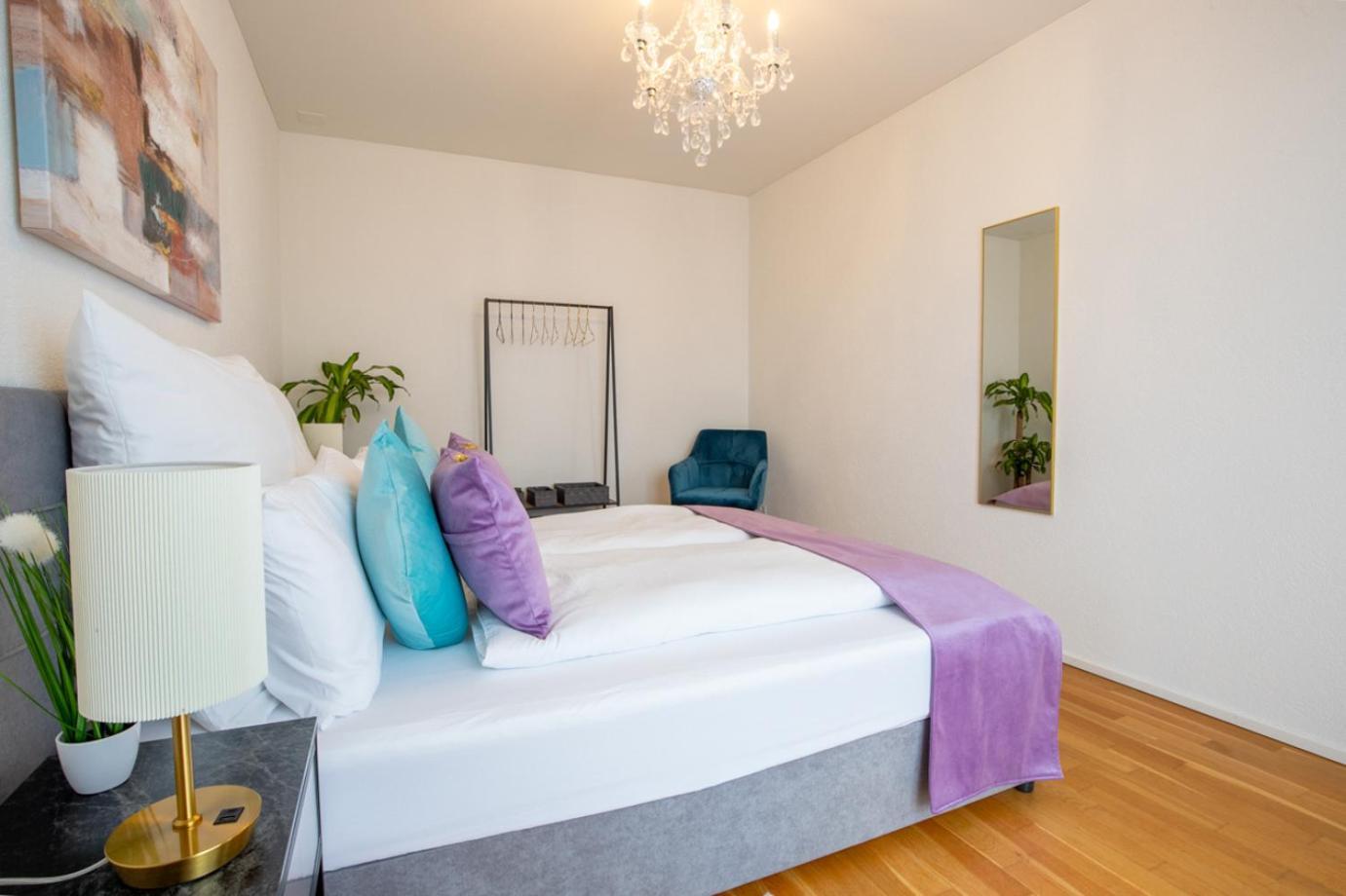 Special Einstein II Apartment Basel, Messe Kleinbasel 10-Star Luaran gambar